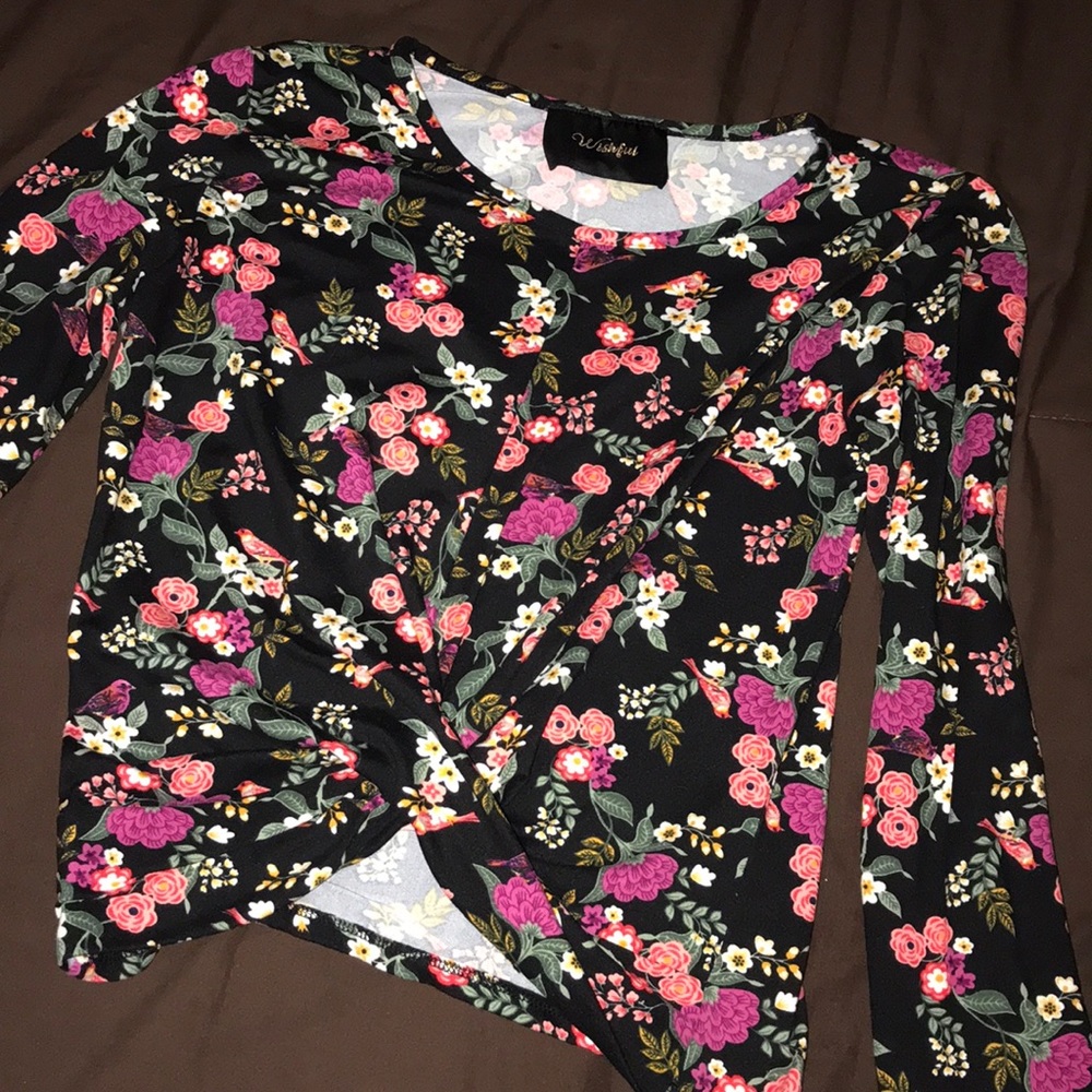 Long sleeve crop top